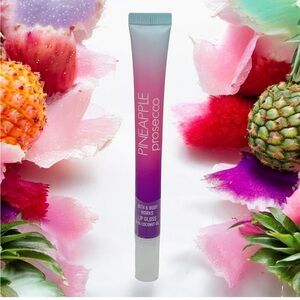 Bath & Body Works
Pineapple Prosecco Lip Gloss